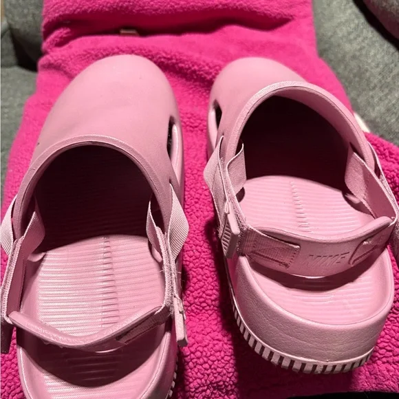 Nike. Womens mules - Picture 3 of 5